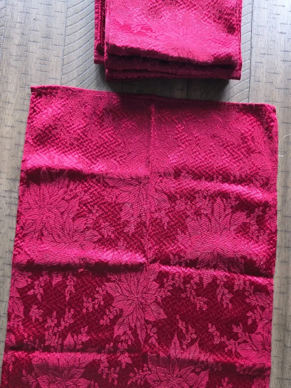 Red Tablecloth + 8 Dinner Napkins - Damask Cloth TC= 96x55 Rectangle